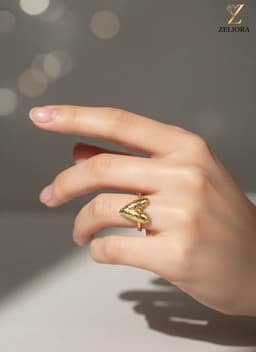 V-Charm Ring thumbnail 2