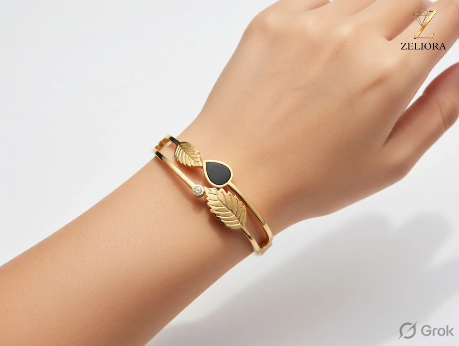 Midnight Leaf Charm Kada - Image 1