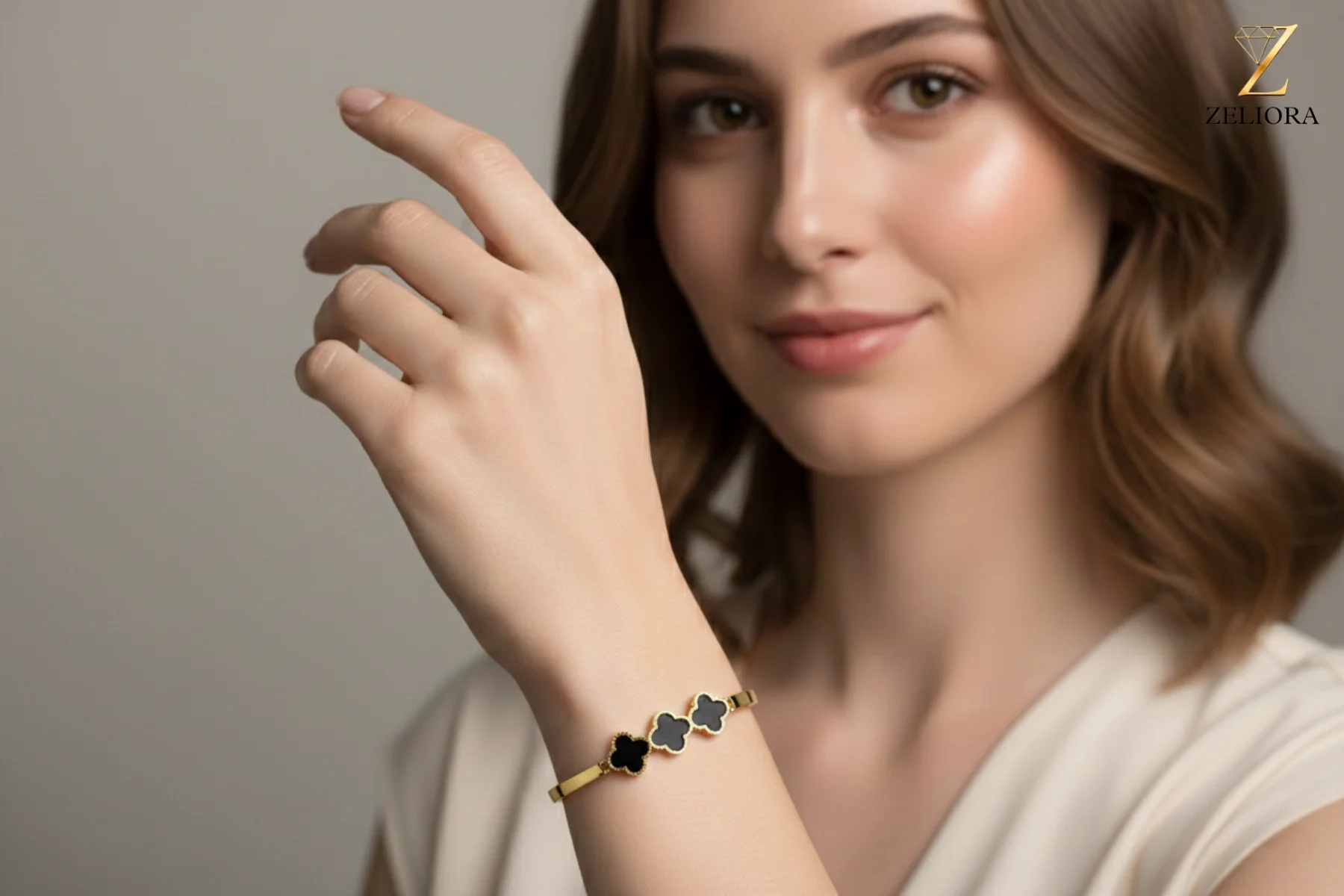 Black Charm LIne Kada - Image 1