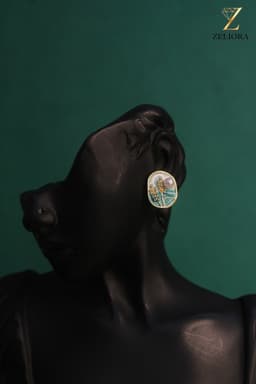 Leaf Pearl Studd Earring thumbnail 1