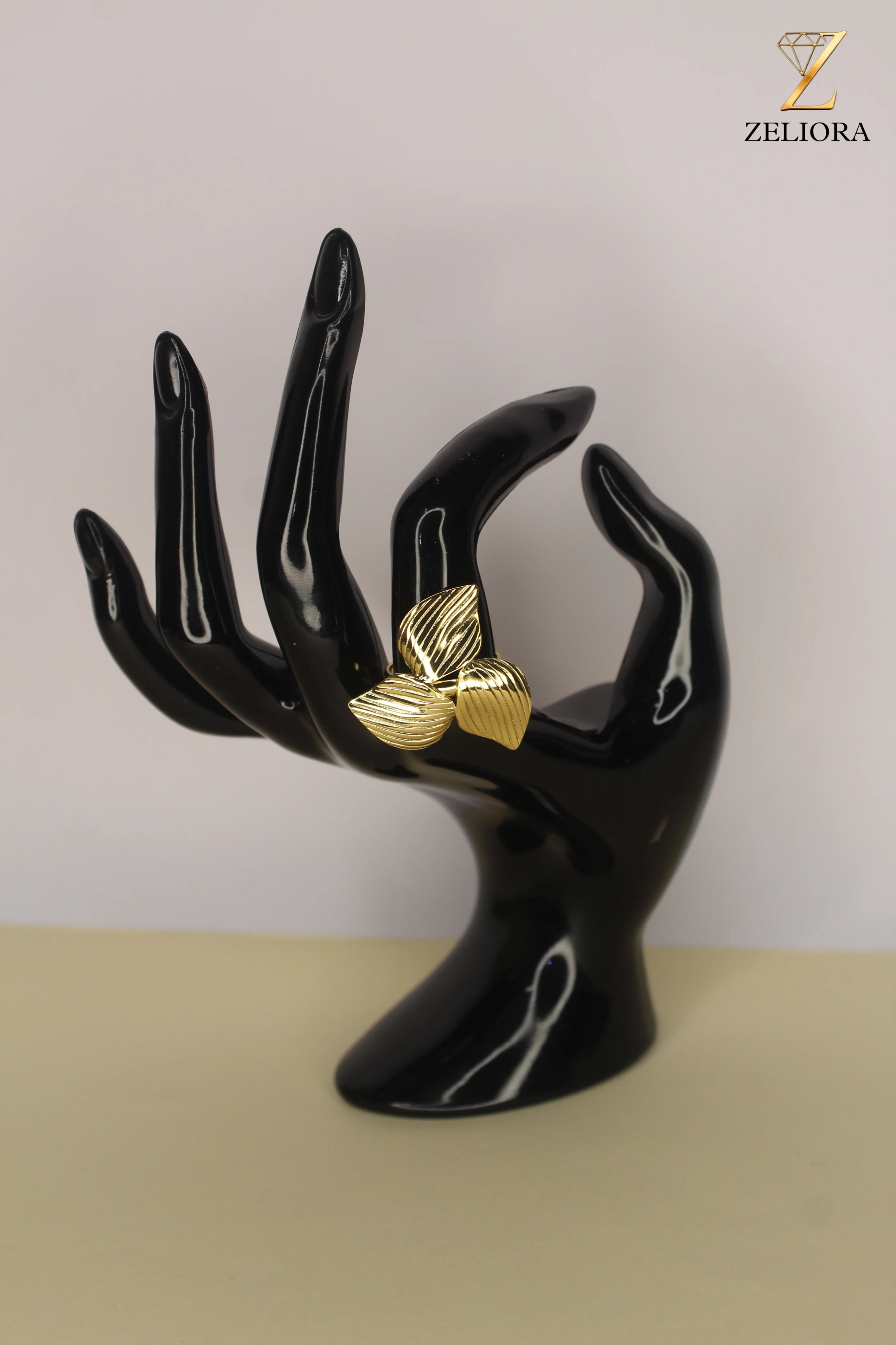 Pinwheel Ring - Image 1