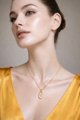 Leaf Necklace thumbnail 2