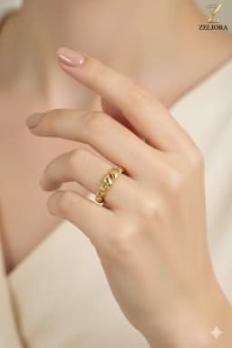 Luxe Band Ring thumbnail 1