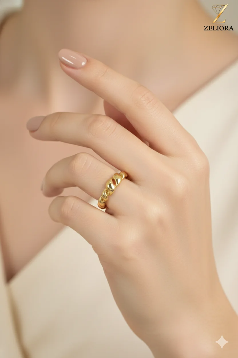 Luxe Band Ring - Image 1
